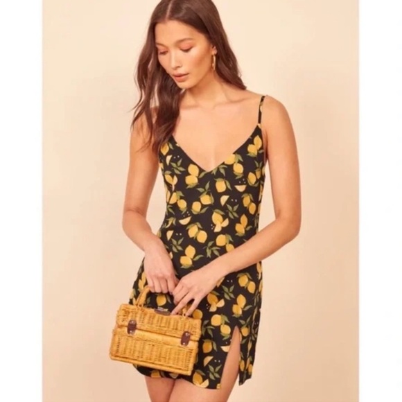 Reformation Marlowe dress in lemon drop - Picture 3 of 7